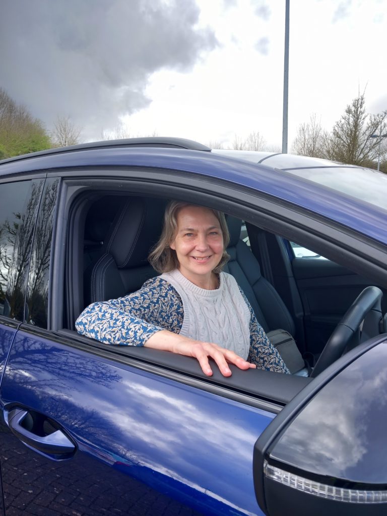 Photo of volunteer driver Lucy Teteris.