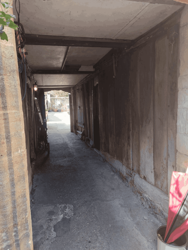 The Old Courthouse, interior