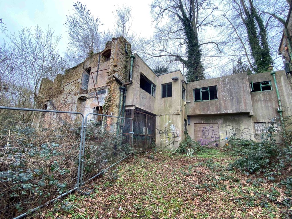 Saxonvale site, exterior