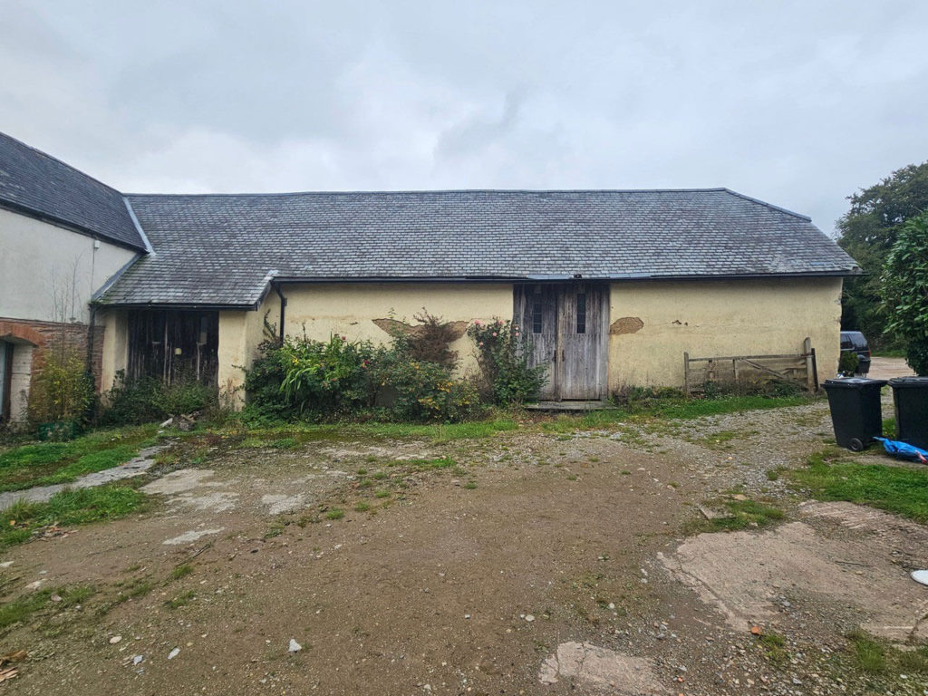 Higher Court Farm exterior