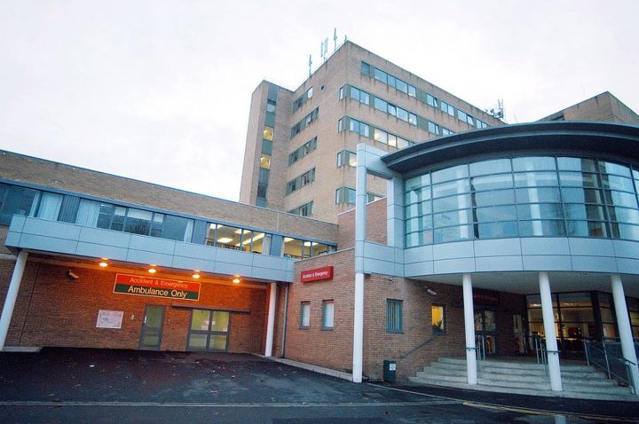 Image of Yeovil Hospital A&E by Jake Bradley, reproduced under Creative Commons Attribution-Share Alike 3.0 Unported license.