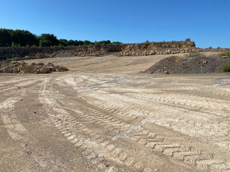 Coleman’s Quarry, exterior
