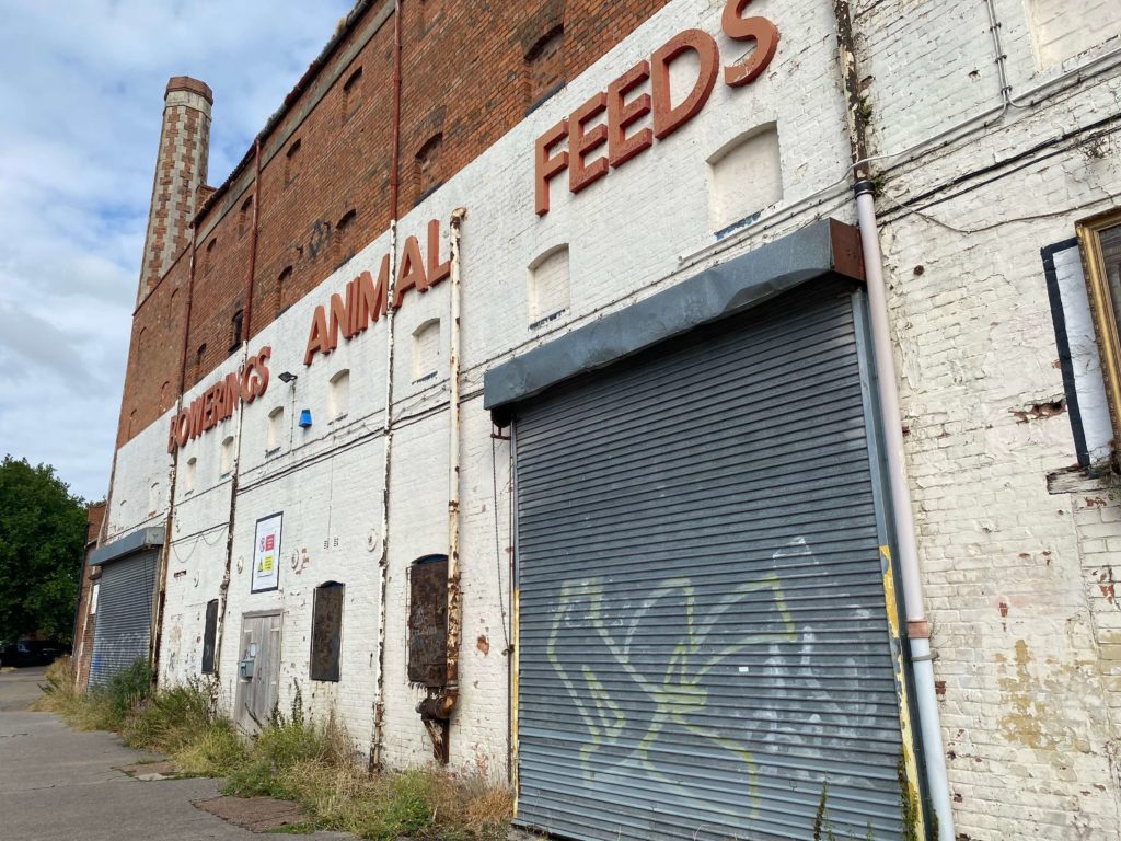 Bowering Animal Feeds, exterior