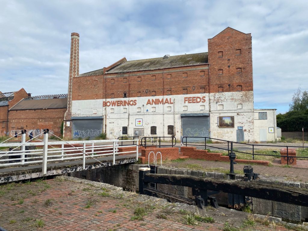 Bowering Animal Feeds, exterior
