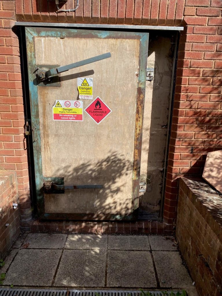 Deane House Bunker, exterior