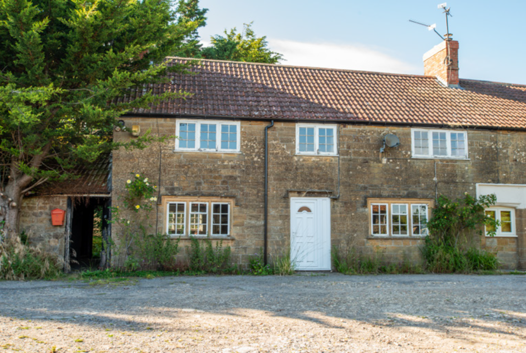 Manor Farm, exterior