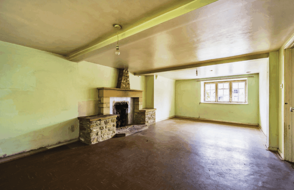 Manor Farm, interior