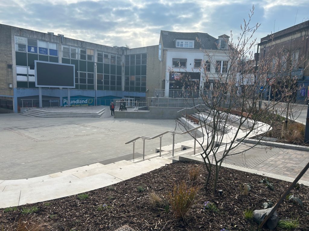 Yeovil Triangle event space, exterior